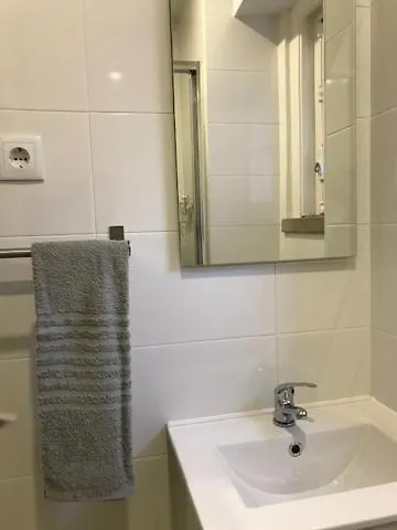 Romantic 1 Bedroom At Roma Avenue - 1c Lisboa